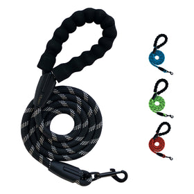 Leash for large size dogs with reflective and resistant padded handle in black colour